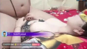 VBintang dientot sambil desah