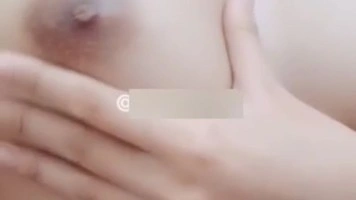 Bokep Indo Icha Cantik Show Memek Mau diperkosa Katanya