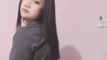 Tiktokers Cantik Goyang Nikmat