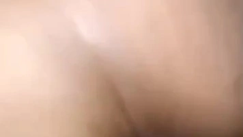 Pacarku yang Manis Udah Ngantuk Tapi Harus Goyang