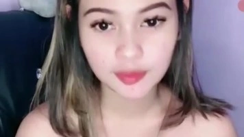 Bogel Setengah Badan Miss Mutia Cantik Memikat