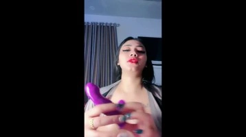 Makin Besar Payudaranya Sandra Melet Jilat Pengen Kenyot