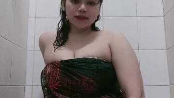 Pengen Mandi Bareng Tamara Susu Gede Basah Dream
