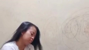 Crot Di Wajah Tante Ema