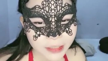 Yunika Crot Mulut-