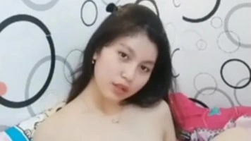 Bokep Indo Melly Cantik Omek Live Show Di Kamar