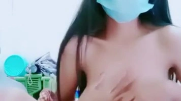 Bokep Indo IVA Tocil Remas TT Show Jembut Hitam