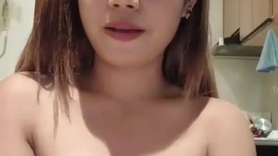 Bokep Carmilaa Pake Dua Sex Toys Sekaligus BLING2