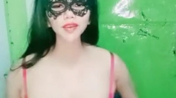 Bokep Indo Tante Bugil Pamer Bokong Semok Live Bling2