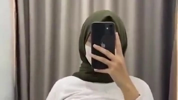 Bokep Indo ABG Jilbab Tobrut Melehoy Remas Susu
