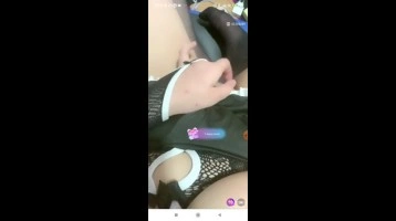 Madam Fafah Tobrut Nyebat Elus Memeknya ID 41239399 Mango