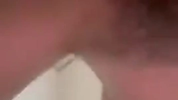 Viral Banget Si Cewek Mulus Jago Goyang