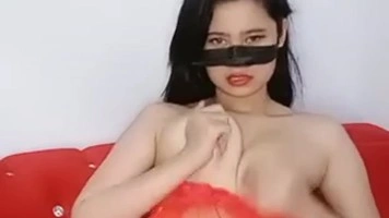 Bokep Indo Yukaa Show Bar Bar Toket Kenyal