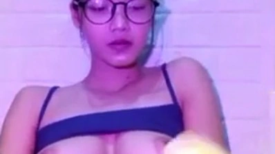 Bokep Panya ABG 19Yo Lepas Jilbab Omek Longdur