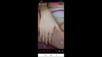 Host Bigo Mbak Kenza Live Private Show Gunung Kembar Mulus