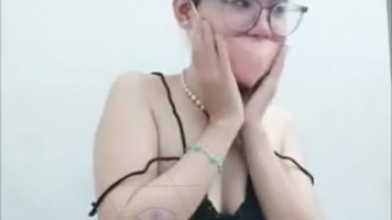 Tante Meme Ajak Tetangga Main Show