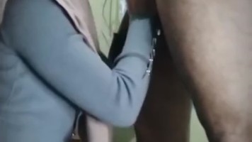 Bokep Jilbab Dedek Jilbab Mukanya Imut Ngewe Sambil Nonton di TV