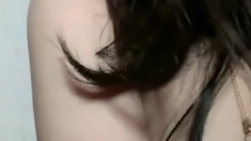 Ziiumawo Host Cantik Remas Tetek Mango