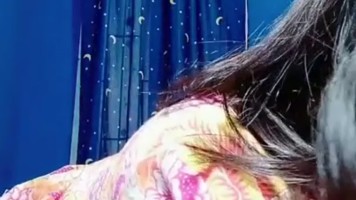 Mami Liza Diewe Lakinya Gak Tahan Lama